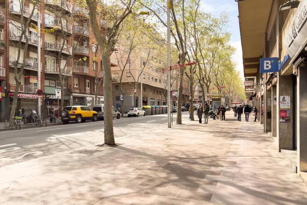 Bebarceloner Sant Andreu Apartments - 3 Bedrooms Zewnętrze zdjęcie